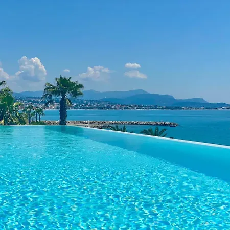 Seaside Escape * Villeneuve-Loubet